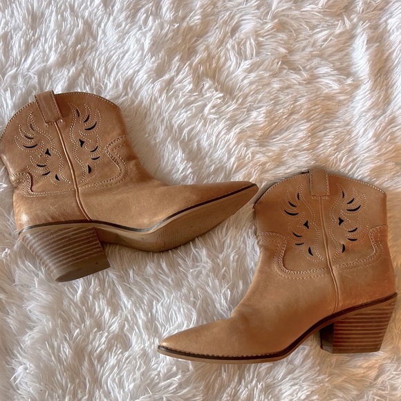 Lucky Brand Western Boots - Picture 8 of 9